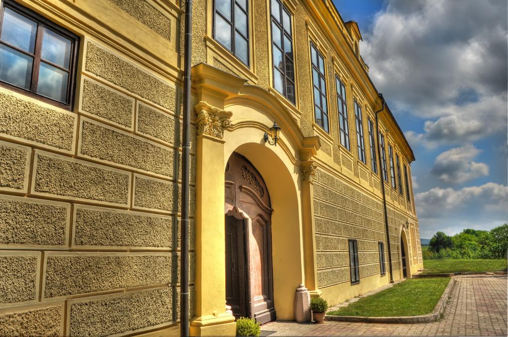 Chateau Hostacov Exterior photo